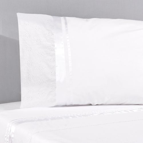 Set Sábana Clásica Broderie Flor Blanco 220 Hilos