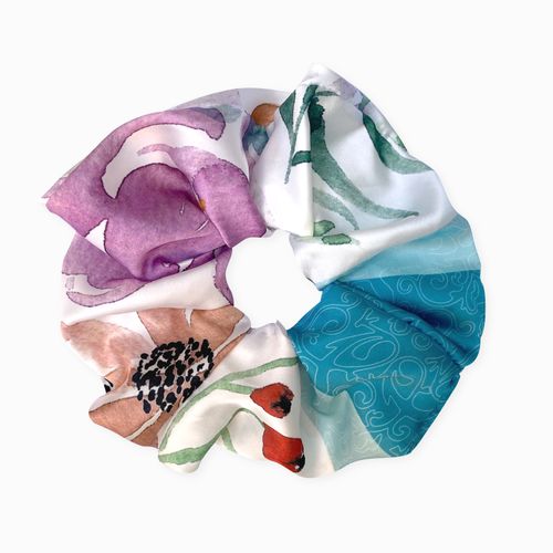 Maxi Scrunchie Pet Estampado Bloom Agua