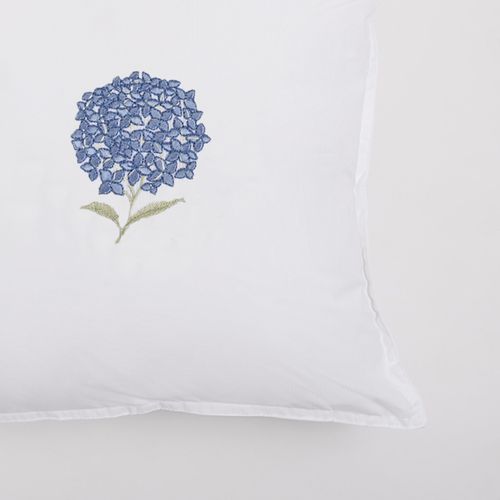 Cojín Bordado Hortensia Azul 220 Hilos 45x45cm