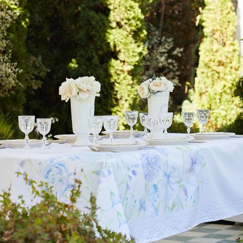 Mantel Estampado Gilian Blanco + Servilletas