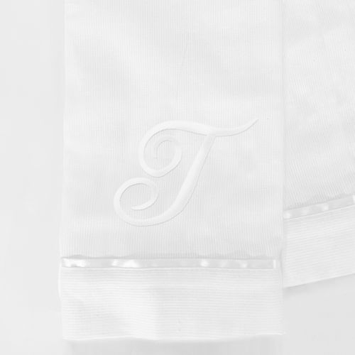 Toalla Piqué Bordada Letra T Blanco