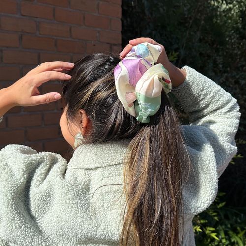 Maxi Scrunchie Pet Estampado Bloom Verde