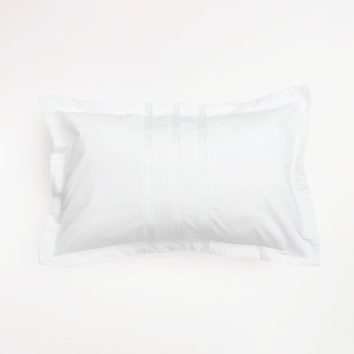 Cojín Básico Manu Flor Blanco 220 Hilos 30x45cm