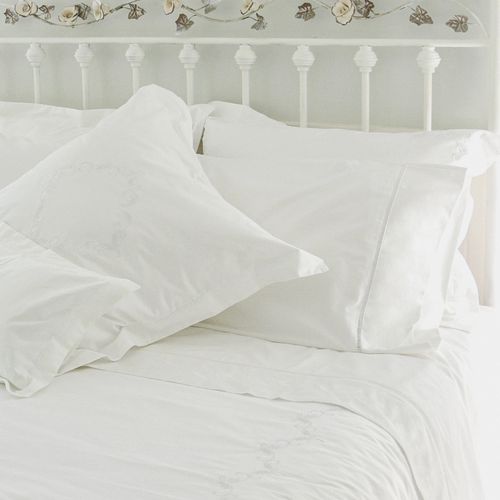 Set Sábana Básica Deshilado Blanco 220 Hilos